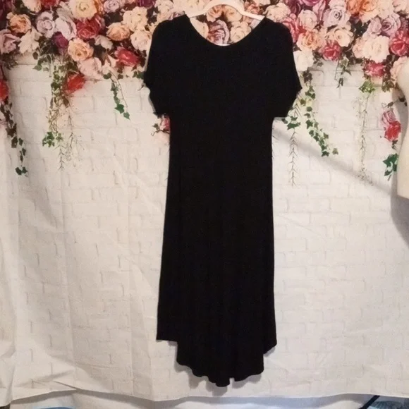 LuLaRoe Black High-Low Carly Dress - Picture 4 of 5